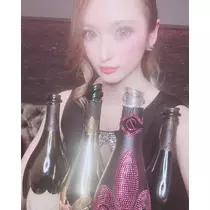 一咲 エム