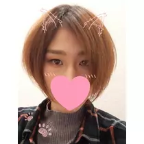 エミ （スタッフ）