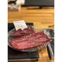 香川 ゆい
