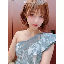 夏目 梨仔
