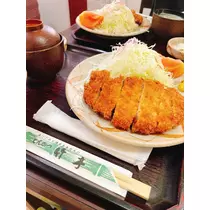 小川 真央