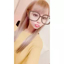 小川 真央