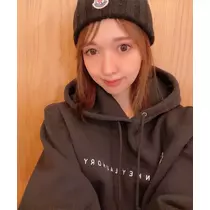 夏目 梨仔