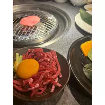紬 ひい
