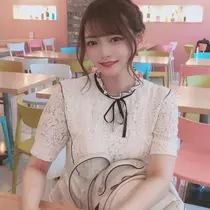 神崎  もえ