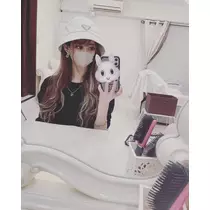 みあ