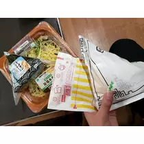 エミ （スタッフ）