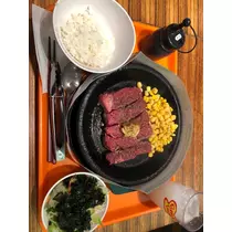 雨宮 由理香