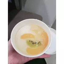 エミ （スタッフ）