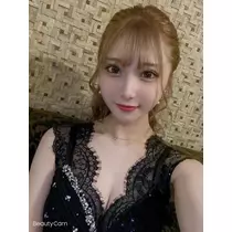 月乃 モモ