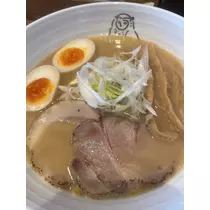 黒輝 りさ
