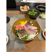 逢出 ゆい