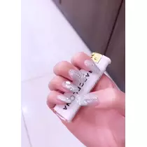 芹沢 莉瀬