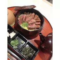紫月 あやか