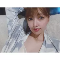 夏目 梨仔