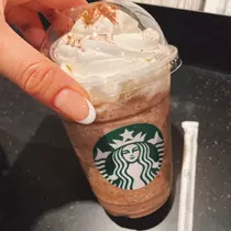 愛羽 仁美