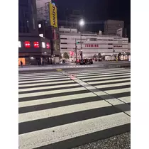ゆりな