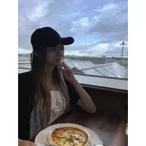 愛咲 星華