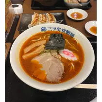 みいな