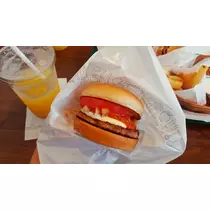 えみり