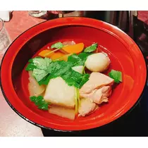 愛羽 仁美