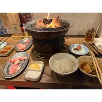 エミ （スタッフ）