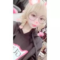 小川 真央