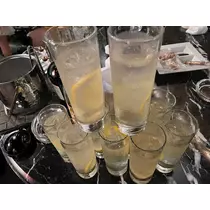 美月