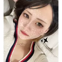 黒服みい