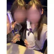 くれあ