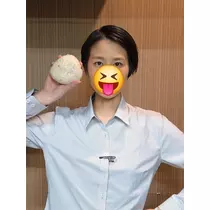 エミ （スタッフ）