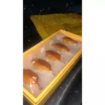 モモ