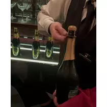 ねむ