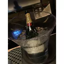 白石 愛莉