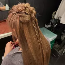芹奈