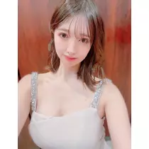 夏目 梨仔