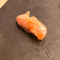 愛咲 まみ
