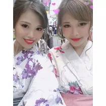 華