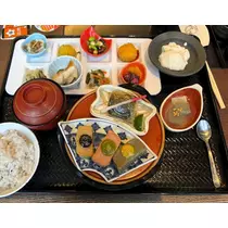 佐倉 里緒