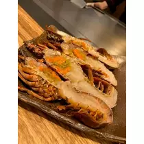 美波 ななみ