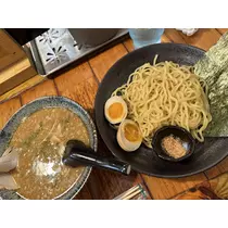 せりな