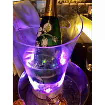 あんな