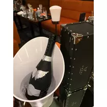 まい