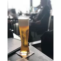 華