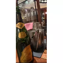 白咲 ゆり