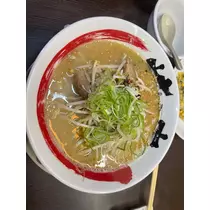 小川 真央