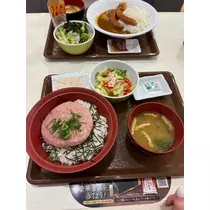 乙川 ゆあ