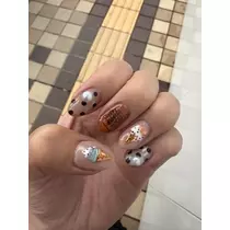足立 はな