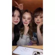 あや