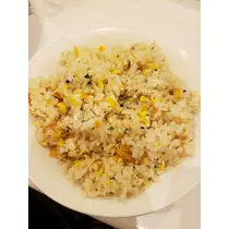 エミ （スタッフ）
